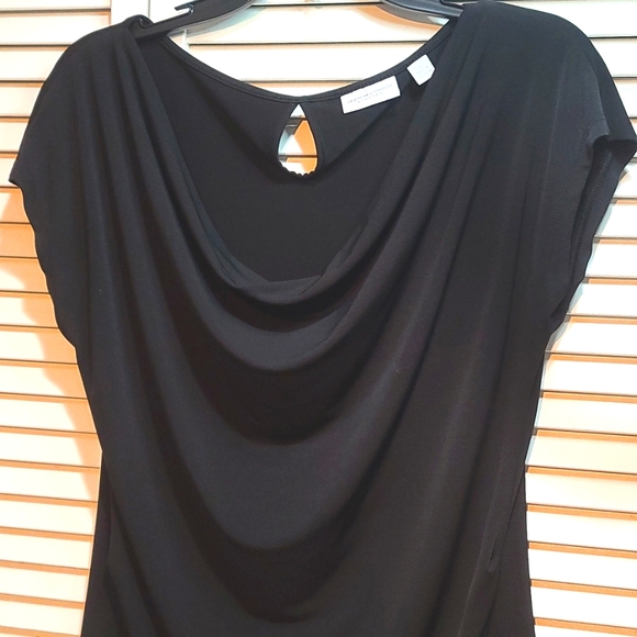 Black blouses bundle of 2 EUC polyester knit 2 for 1 price - Picture 7 of 8